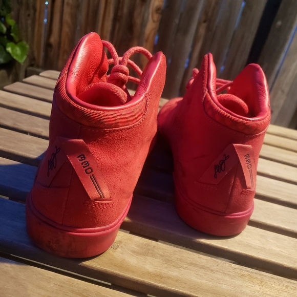 NIKE LeBron RED SUEDE Mens shoes size 11.5 - Picture 7 of 8